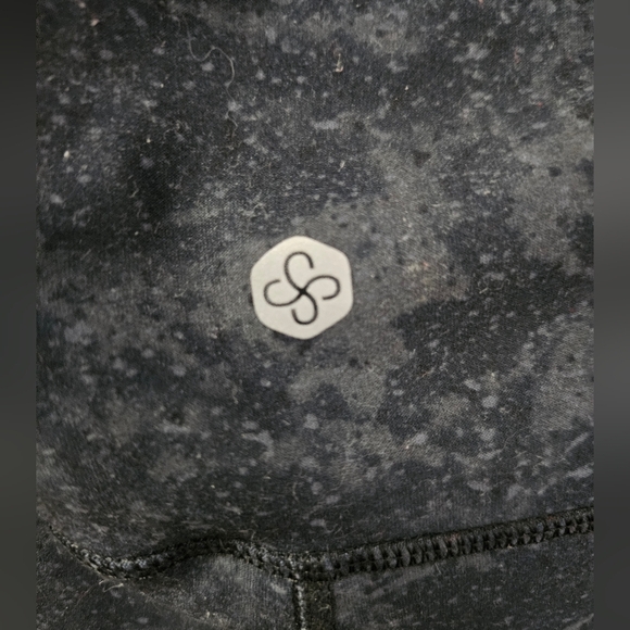 Scorpio Sol grey on black leggings sz.M - Picture 5 of 8
